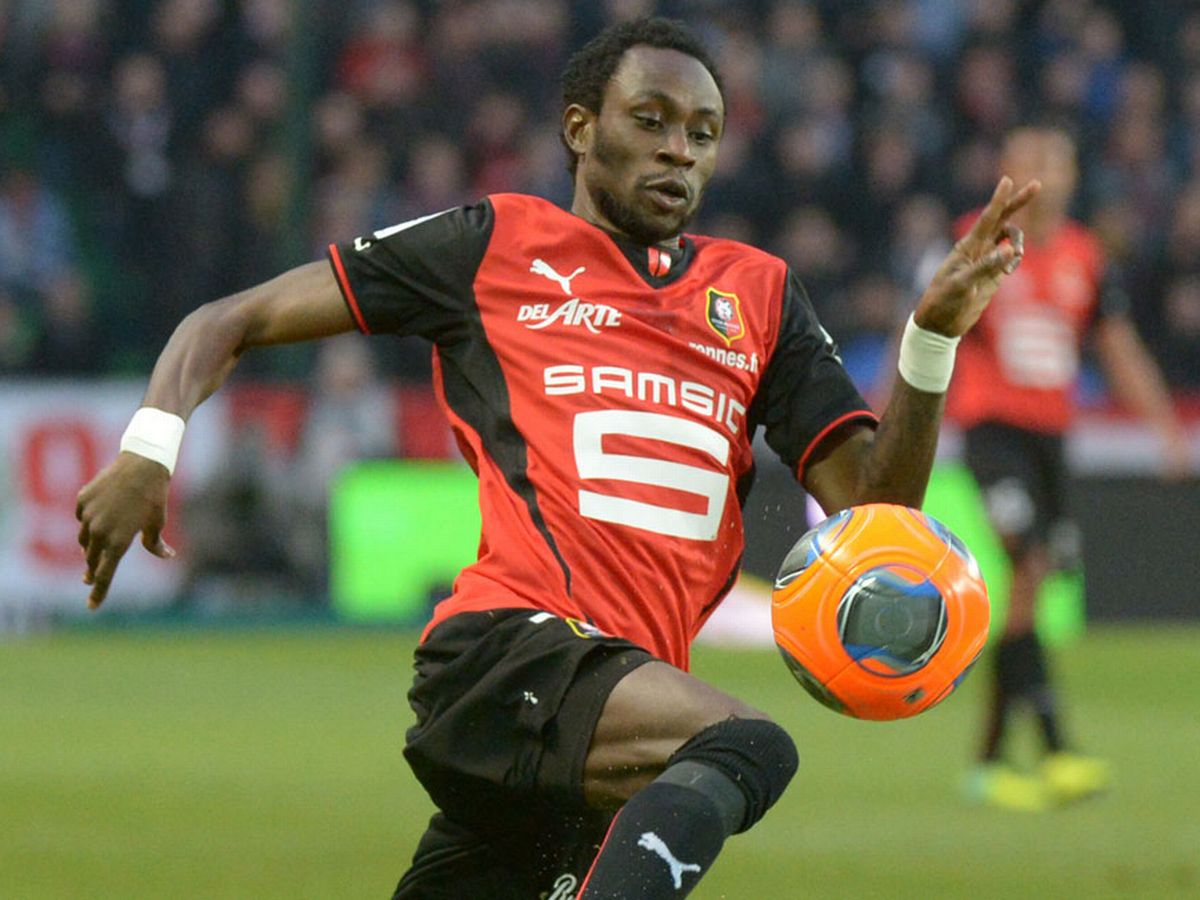 Stoke transfer news: Rennes say the Potters are close to signing of winger Jonathan Pitroipa - Irish Mirror Online