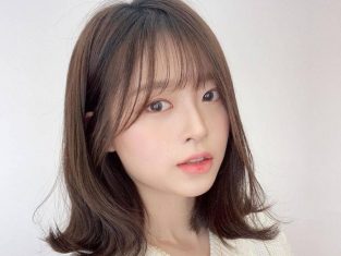 Tóc mái thưa giúp nàng mặt tròn thêm phần đáng yêu