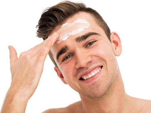 Dưỡng da thường xuyên và đúng cách sẽ bảo vệ làn da, ngăn ngừa lão hóa